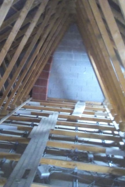 Des combles avant l'isolation au Puls'R